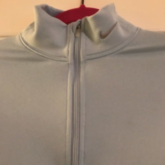Nike 1/4 Zip Pullover - Picture 3 of 5